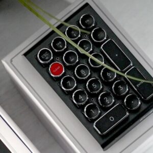 The QWERKYWRITER Retro Style Bluetooth NUMKEY